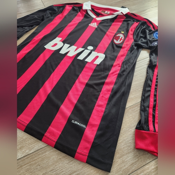 Jersey Soccer Version Retro AC Milan Ronaldinho#80 Long Sleeve - Picture 5 of 7